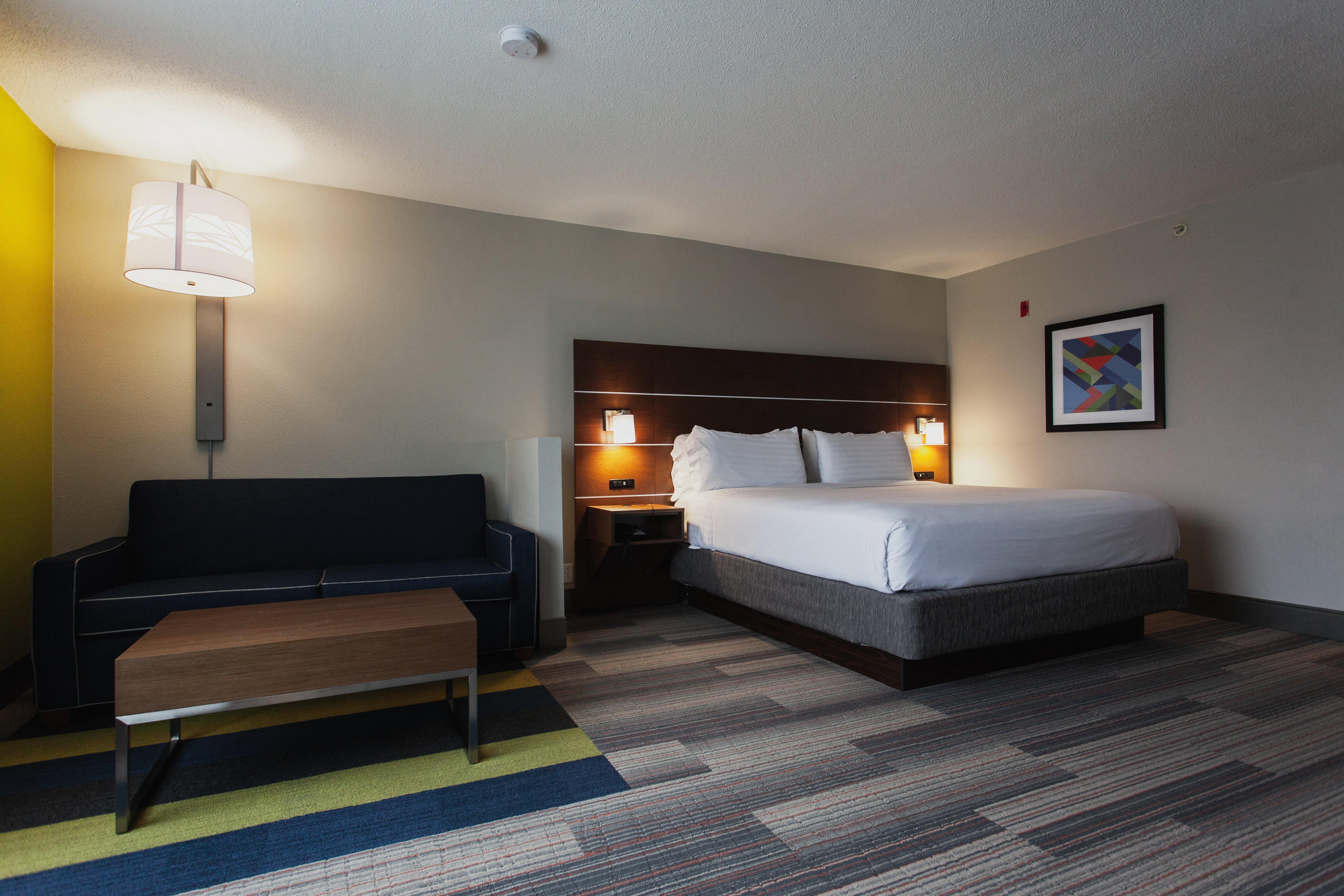 Holiday Inn Express & Suites Atlanta Perimeter Mall Hotel By Ihg Sandy Springs Eksteriør billede