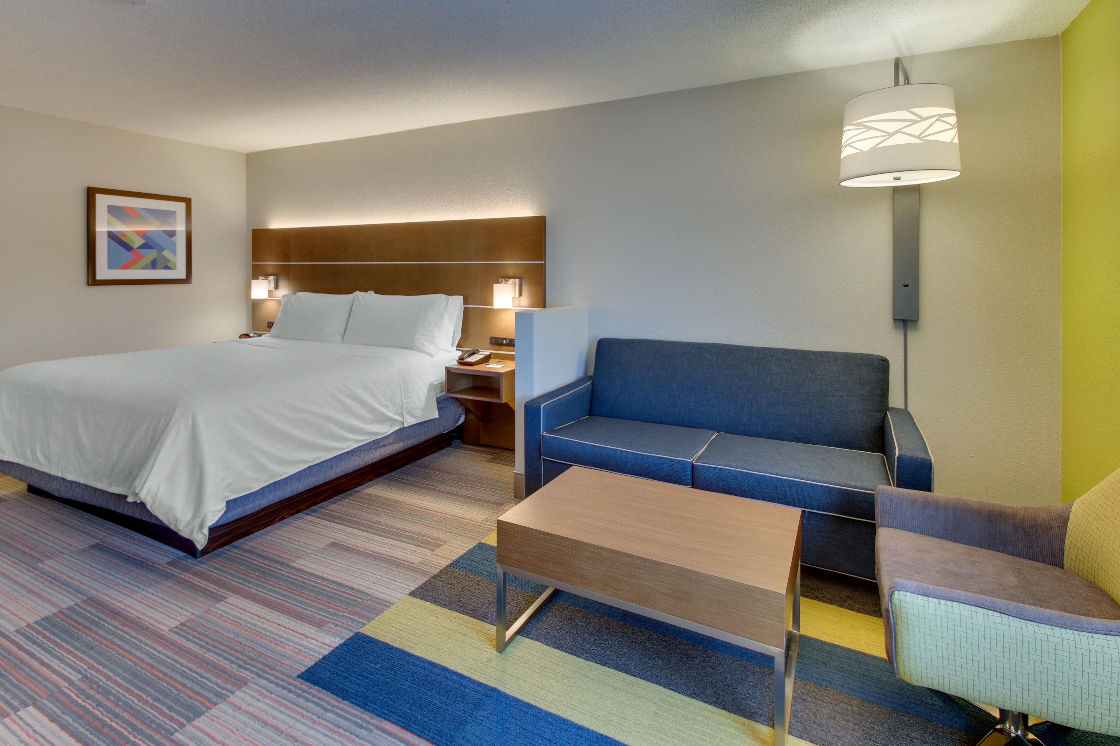 Holiday Inn Express & Suites Atlanta Perimeter Mall Hotel By Ihg Sandy Springs Eksteriør billede