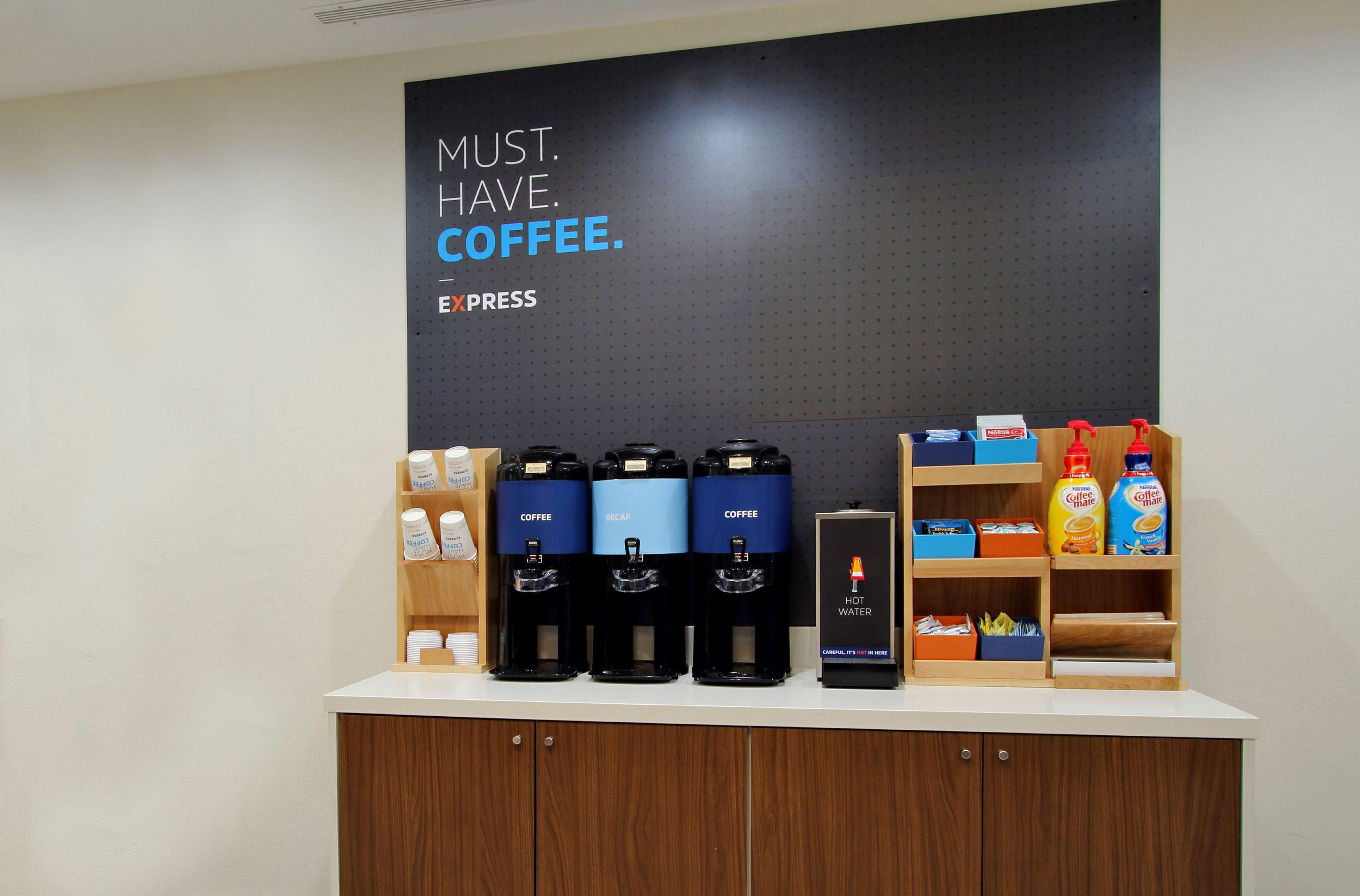 Holiday Inn Express & Suites Atlanta Perimeter Mall Hotel By Ihg Sandy Springs Eksteriør billede