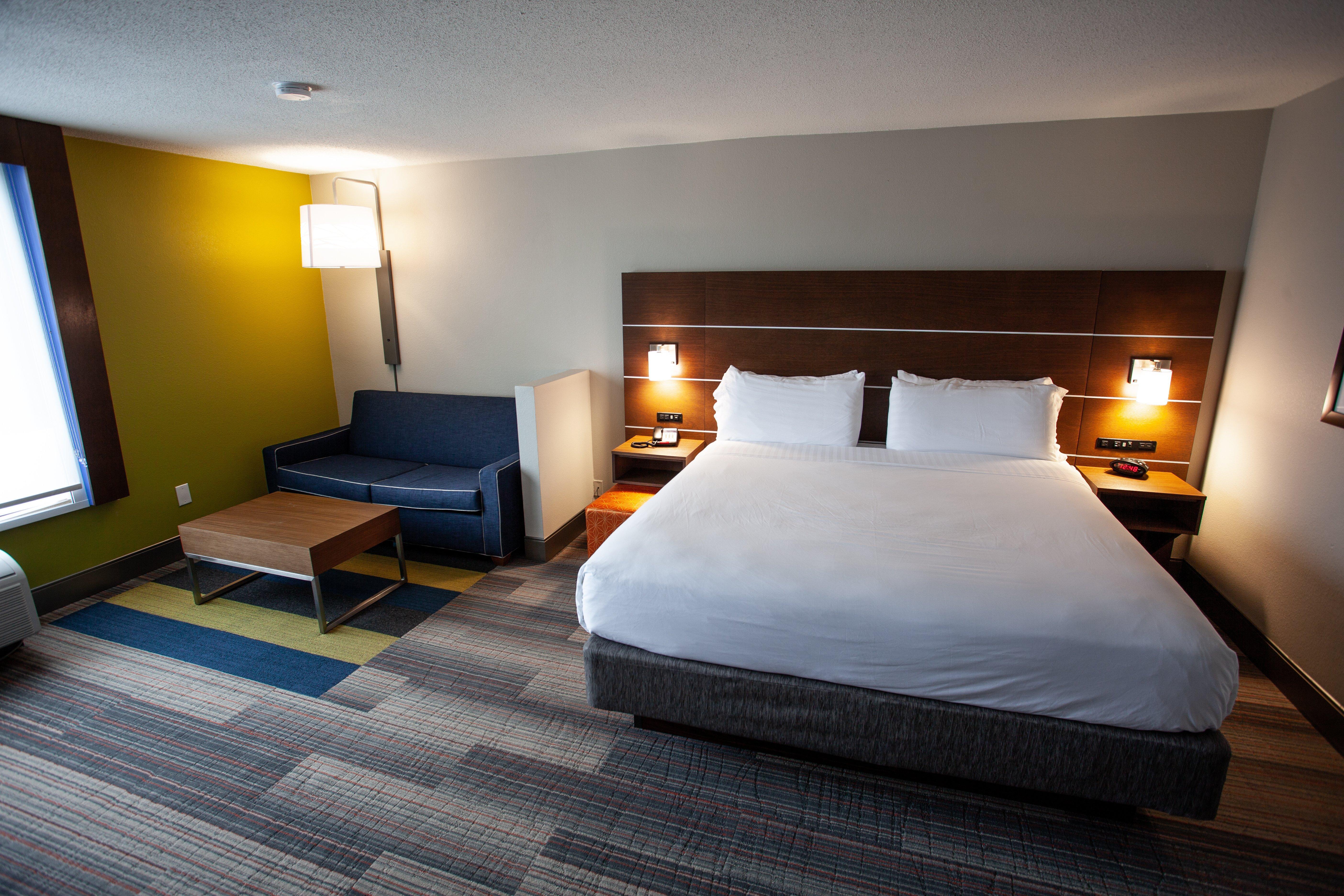 Holiday Inn Express & Suites Atlanta Perimeter Mall Hotel By Ihg Sandy Springs Eksteriør billede