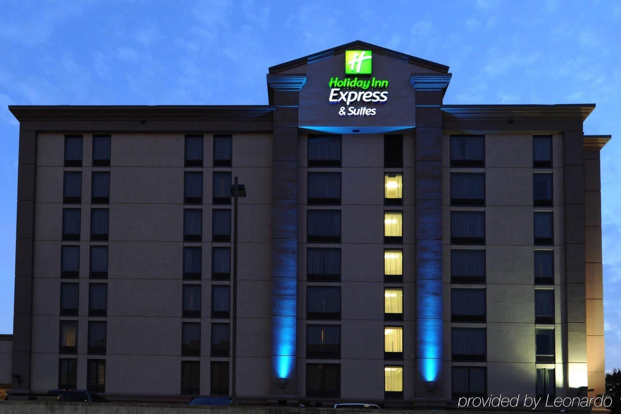 Holiday Inn Express & Suites Atlanta Perimeter Mall Hotel By Ihg Sandy Springs Eksteriør billede