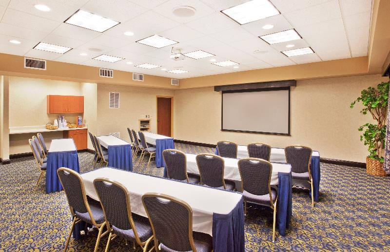 Holiday Inn Express & Suites Atlanta Perimeter Mall Hotel By Ihg Sandy Springs Eksteriør billede